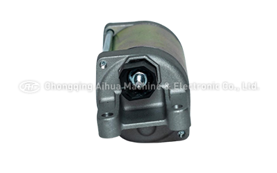 QJMOTOR (BENELLI) 1P77MP